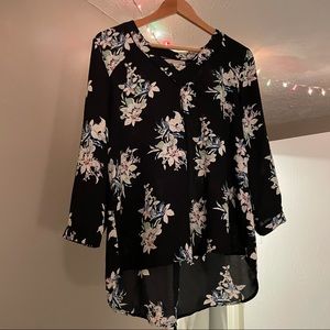 Quarter sleeve blouse